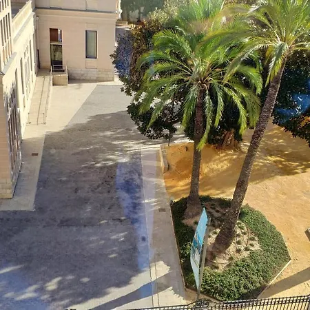 شقة Perfect Near The Beach *